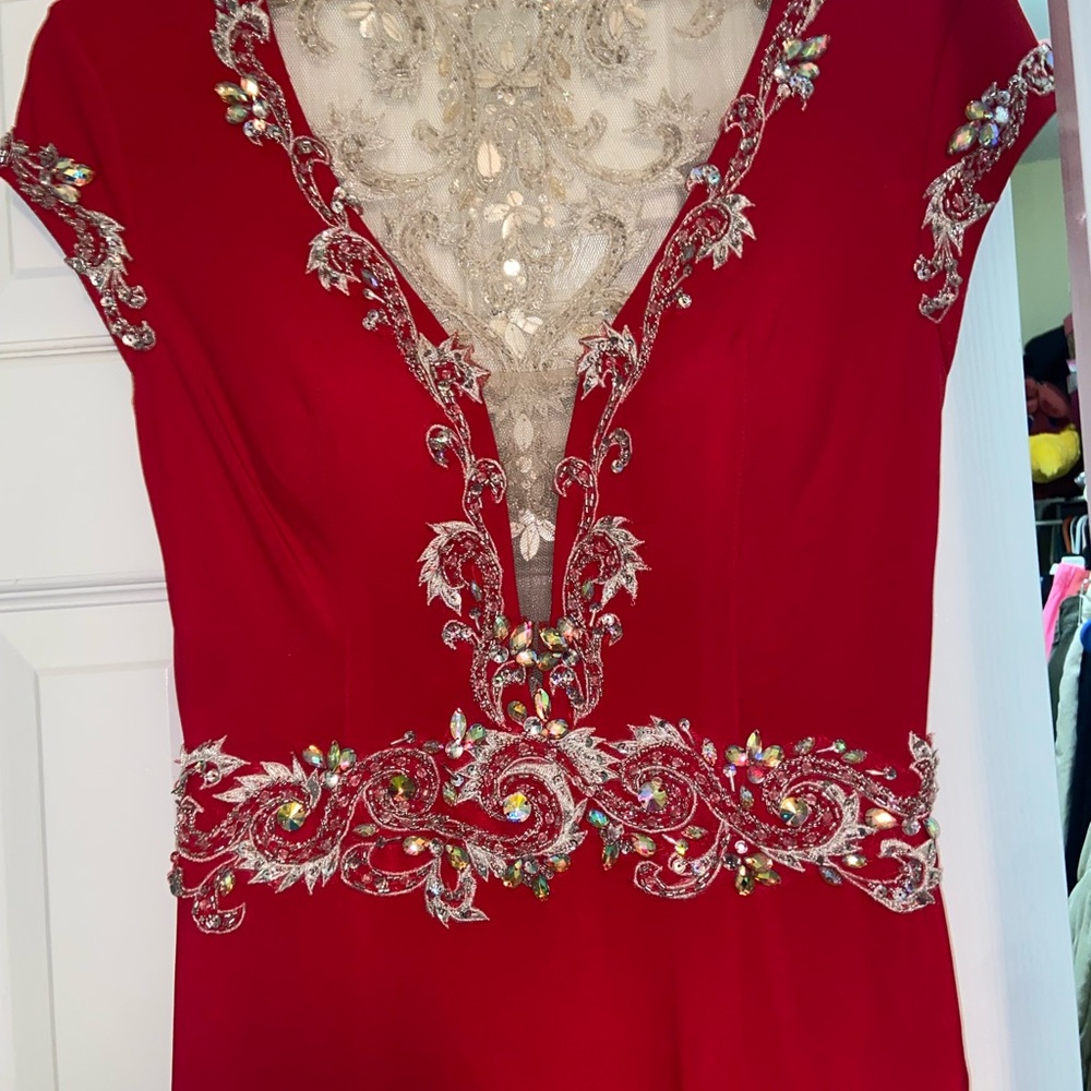 Elegant Red Prom Gown